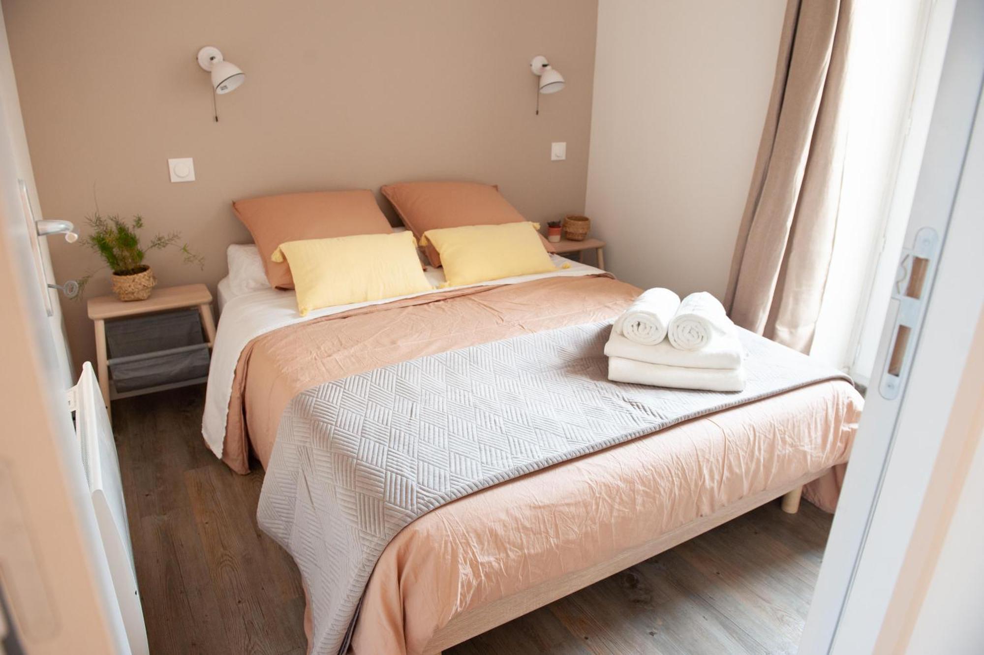Immeuble De 3 Appartements Avec Cour Interieure بريست المظهر الخارجي الصورة